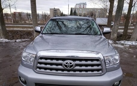 Toyota Sequoia II рестайлинг, 2008 год, 4 500 000 рублей, 3 фотография