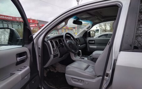 Toyota Sequoia II рестайлинг, 2008 год, 4 500 000 рублей, 12 фотография