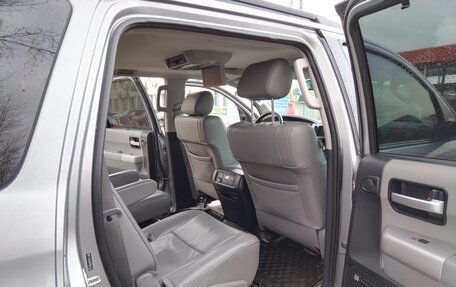 Toyota Sequoia II рестайлинг, 2008 год, 4 500 000 рублей, 16 фотография