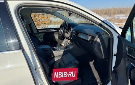 Volkswagen Touareg III, 2015 год, 3 460 000 рублей, 9 фотография