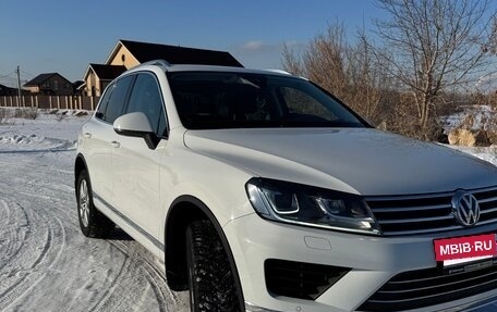 Volkswagen Touareg III, 2015 год, 3 460 000 рублей, 3 фотография