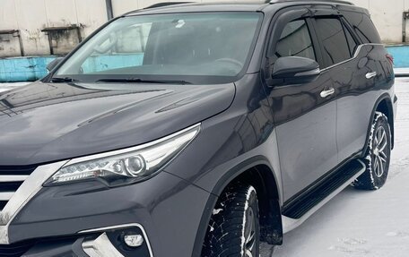 Toyota Fortuner II, 2019 год, 3 850 000 рублей, 2 фотография