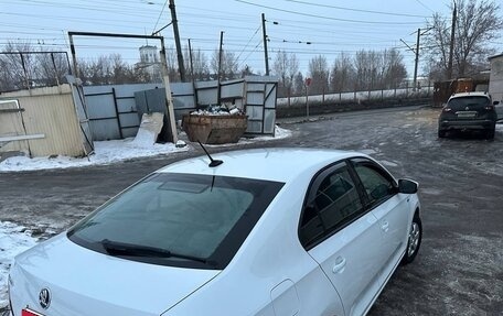 Skoda Rapid I, 2018 год, 1 320 000 рублей, 13 фотография