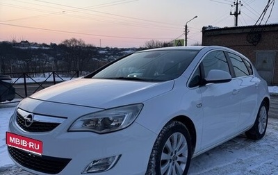 Opel Astra J, 2011 год, 950 000 рублей, 1 фотография