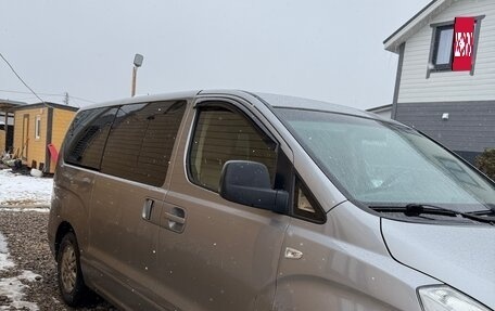 Hyundai H-1 II рестайлинг, 2016 год, 2 500 000 рублей, 4 фотография