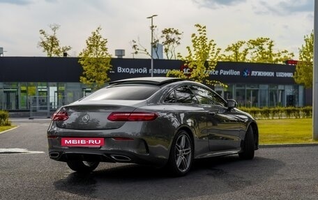 Mercedes-Benz E-Класс, 2017 год, 5 250 000 рублей, 4 фотография