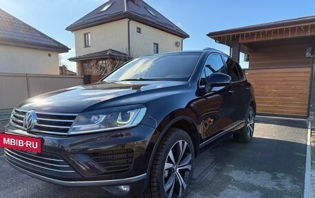 Volkswagen Touareg III, 2015 год, 3 600 000 рублей, 2 фотография