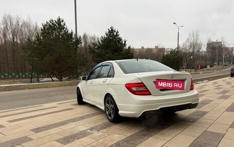 Mercedes-Benz C-Класс, 2011 год, 2 030 000 рублей, 5 фотография