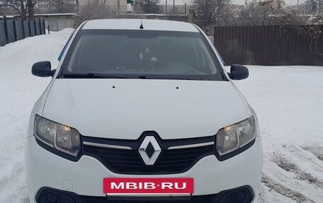 Renault Logan II, 2015 год, 550 000 рублей, 2 фотография