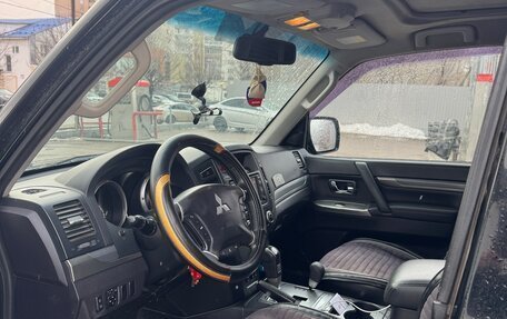 Mitsubishi Pajero IV, 2011 год, 1 670 000 рублей, 5 фотография