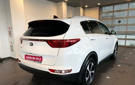 KIA Sportage IV рестайлинг, 2016 год, 2 200 000 рублей, 3 фотография