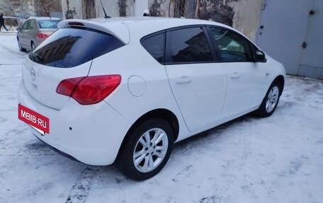 Opel Astra J, 2011 год, 750 000 рублей, 6 фотография