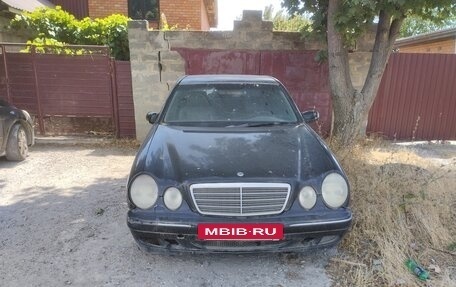 Mercedes-Benz E-Класс, 1999 год, 200 000 рублей, 4 фотография