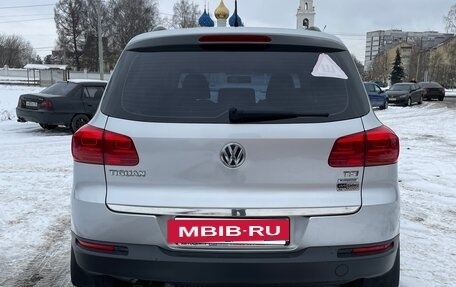 Volkswagen Tiguan I, 2011 год, 1 150 000 рублей, 4 фотография