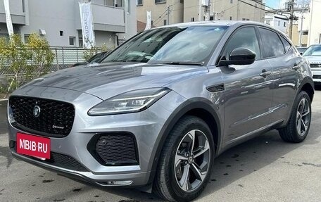 Jaguar E-Pace, 2023 год, 6 005 000 рублей, 8 фотография