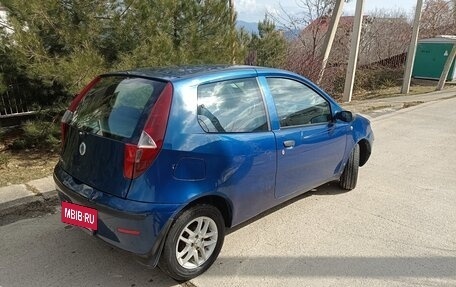 Fiat Punto III Punto Evo рестайлинг, 2004 год, 255 000 рублей, 4 фотография