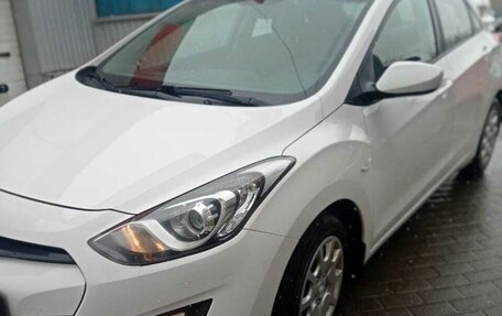 Hyundai i30 II рестайлинг, 2014 год, 1 000 000 рублей, 2 фотография