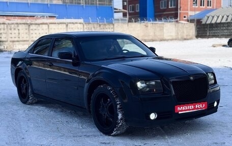 Chrysler 300C II, 2004 год, 875 000 рублей, 2 фотография