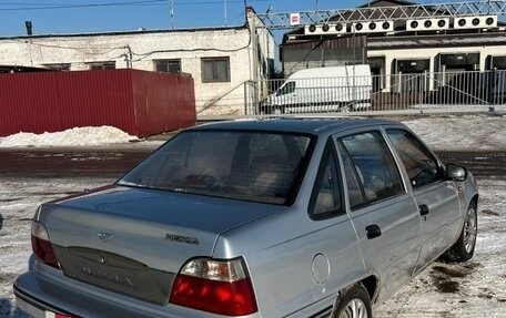 Daewoo Nexia I рестайлинг, 2004 год, 82 000 рублей, 5 фотография