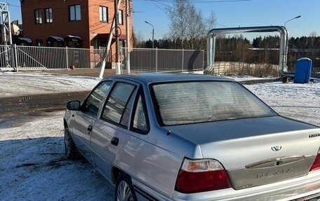 Daewoo Nexia I рестайлинг, 2004 год, 82 000 рублей, 3 фотография