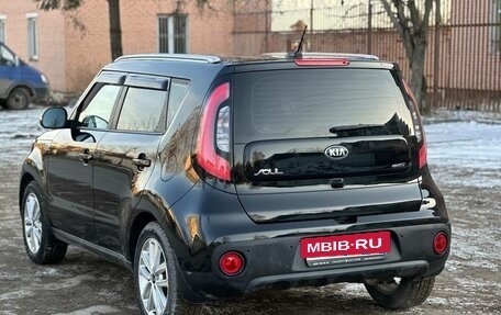 KIA Soul II рестайлинг, 2017 год, 1 420 000 рублей, 12 фотография