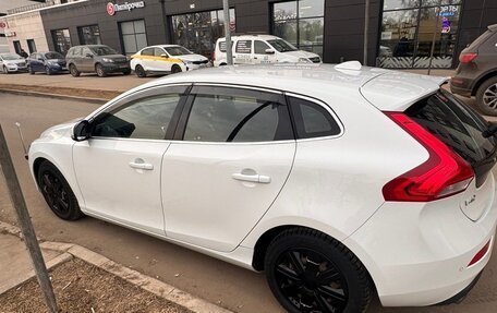 Volvo V40 II рестайлинг, 2013 год, 1 650 000 рублей, 2 фотография