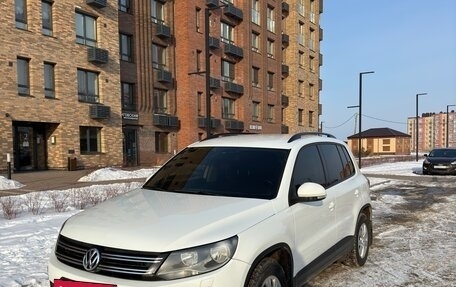 Volkswagen Tiguan I, 2015 год, 1 310 000 рублей, 2 фотография