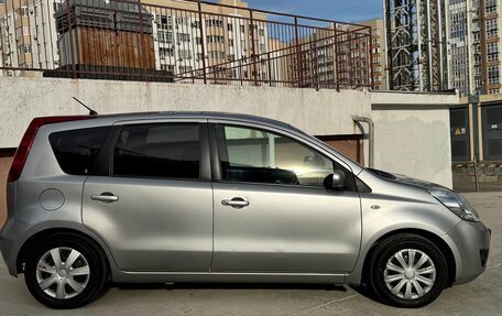 Nissan Note II рестайлинг, 2010 год, 720 000 рублей, 2 фотография