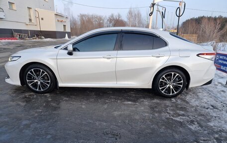 Toyota Camry, 2019 год, 2 550 000 рублей, 18 фотография