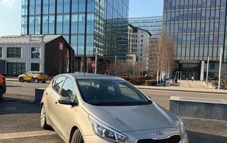 KIA cee'd III, 2014 год, 945 000 рублей, 2 фотография