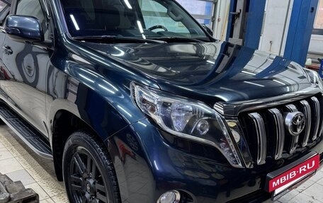 Toyota Land Cruiser Prado 150 рестайлинг 2, 2016 год, 4 350 000 рублей, 13 фотография