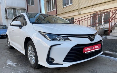 Toyota Corolla, 2022 год, 2 200 000 рублей, 2 фотография