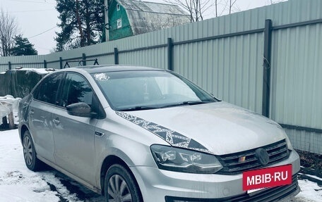 Volkswagen Polo VI (EU Market), 2018 год, 1 500 000 рублей, 3 фотография