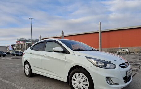 Hyundai Solaris II рестайлинг, 2012 год, 760 000 рублей, 11 фотография