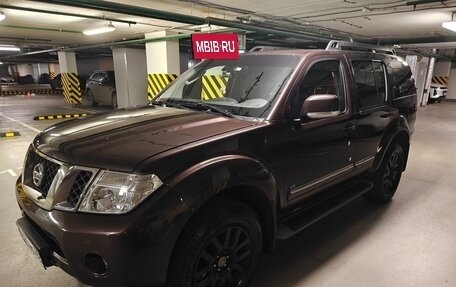 Nissan Pathfinder, 2011 год, 1 490 000 рублей, 2 фотография