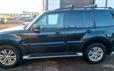 Mitsubishi Pajero IV, 2011 год, 2 200 000 рублей, 12 фотография