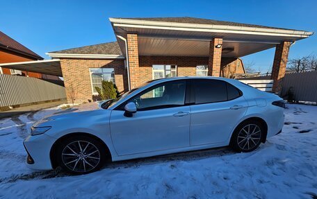 Toyota Camry, 2021 год, 3 730 000 рублей, 3 фотография