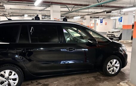 Citroen C4 Picasso II рестайлинг, 2018 год, 1 400 000 рублей, 4 фотография