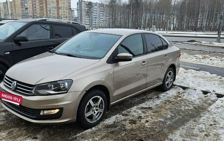 Volkswagen Polo VI (EU Market), 2015 год, 1 060 000 рублей, 3 фотография