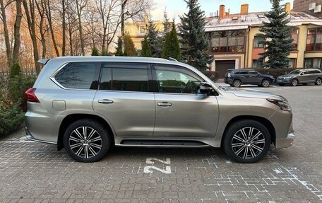 Lexus LX III, 2017 год, 9 900 000 рублей, 3 фотография