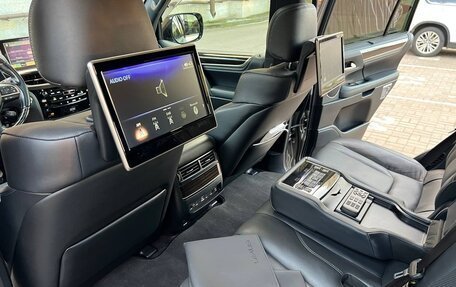 Lexus LX III, 2017 год, 9 900 000 рублей, 14 фотография