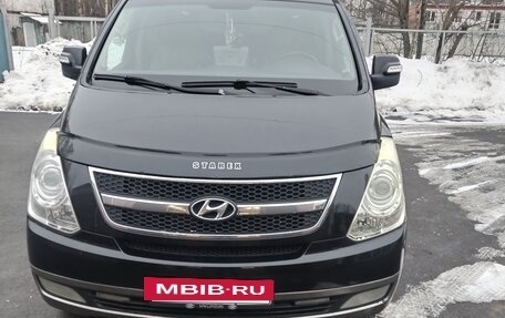 Hyundai Grand Starex Grand Starex I рестайлинг 2, 2011 год, 1 350 000 рублей, 13 фотография