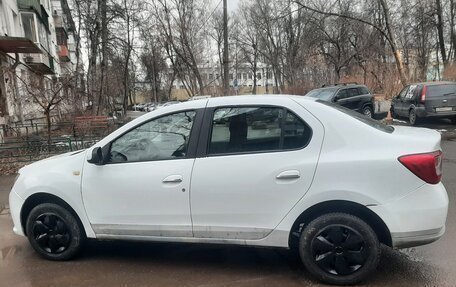 Renault Logan II, 2018 год, 680 000 рублей, 8 фотография