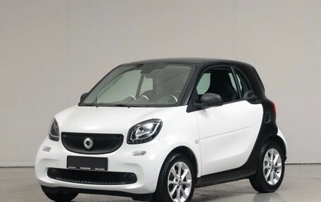 Smart Fortwo III, 2018 год, 1 250 000 рублей, 1 фотография