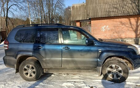 Toyota Land Cruiser Prado 120 рестайлинг, 2003 год, 1 550 000 рублей, 3 фотография