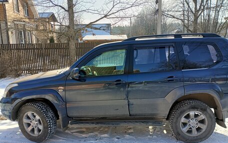 Toyota Land Cruiser Prado 120 рестайлинг, 2003 год, 1 550 000 рублей, 7 фотография