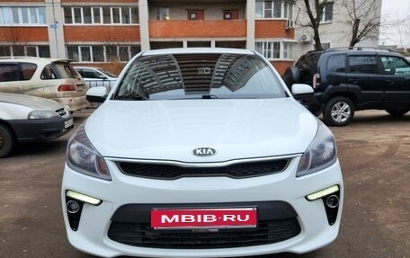 KIA Rio IV, 2019 год, 1 290 000 рублей, 3 фотография