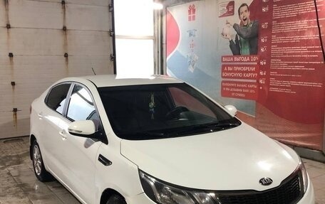 KIA Rio III рестайлинг, 2013 год, 1 100 000 рублей, 3 фотография