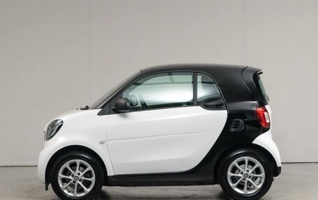 Smart Fortwo III, 2018 год, 1 250 000 рублей, 3 фотография