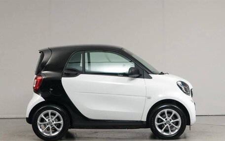 Smart Fortwo III, 2018 год, 1 250 000 рублей, 4 фотография